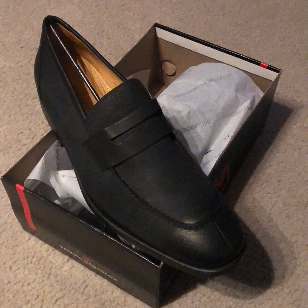 Black Sandro Moscoloni shoes